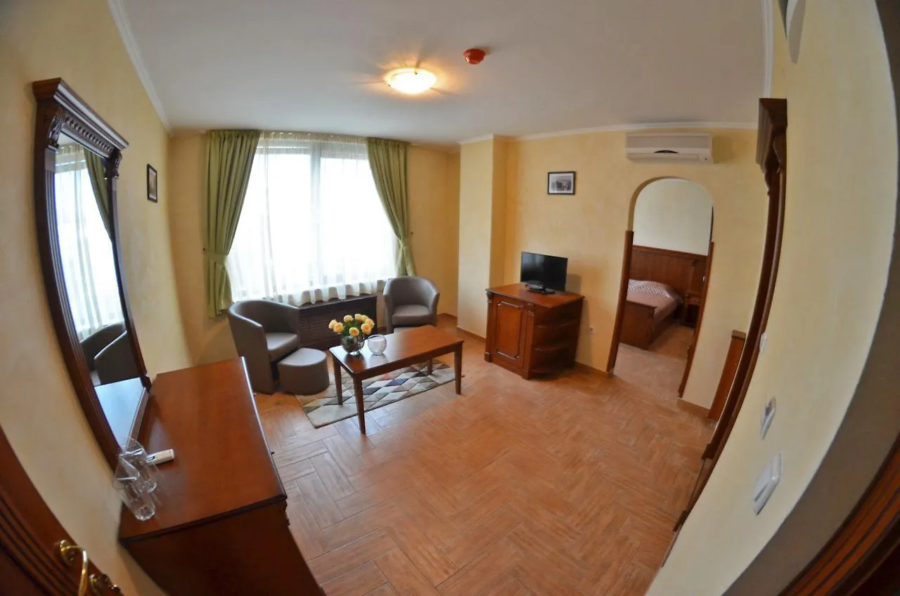 Central West Hotel София 2*,  Болгария